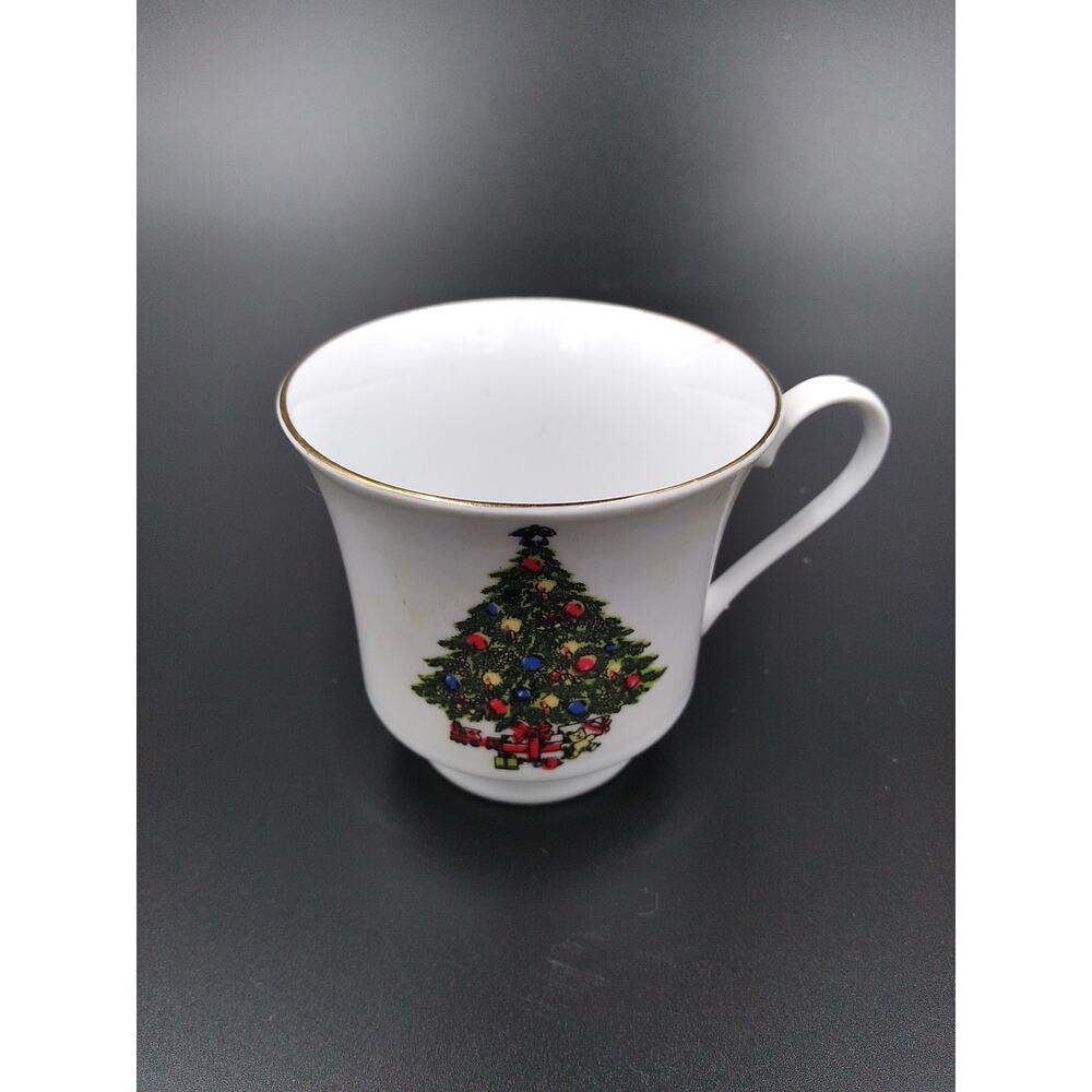 SeaGull Fine China Gold Rimmed White 3" Christmas Tree Tea / Coffee Cup